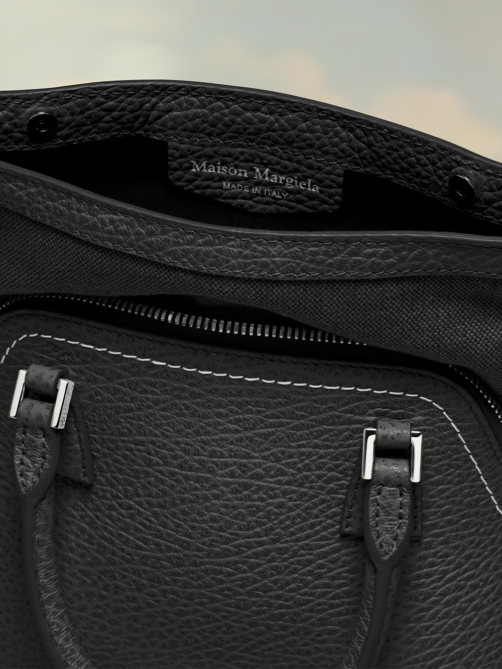 5AC Classique Micro (Black)