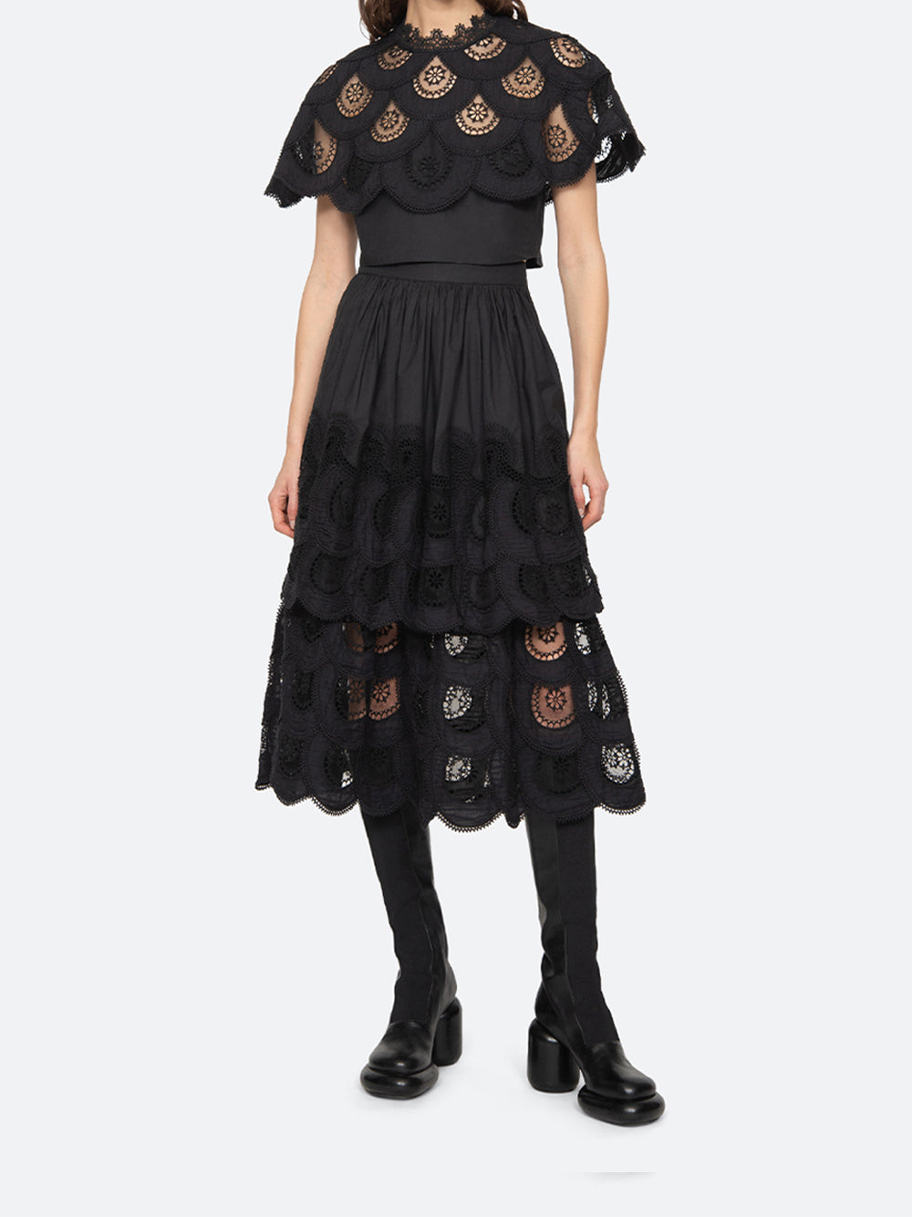 Drea Embroidered Top (Black)