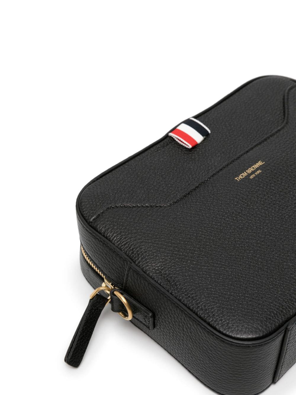 Soft Pebble Grain 4-Bar Small Camera Bag (Black)