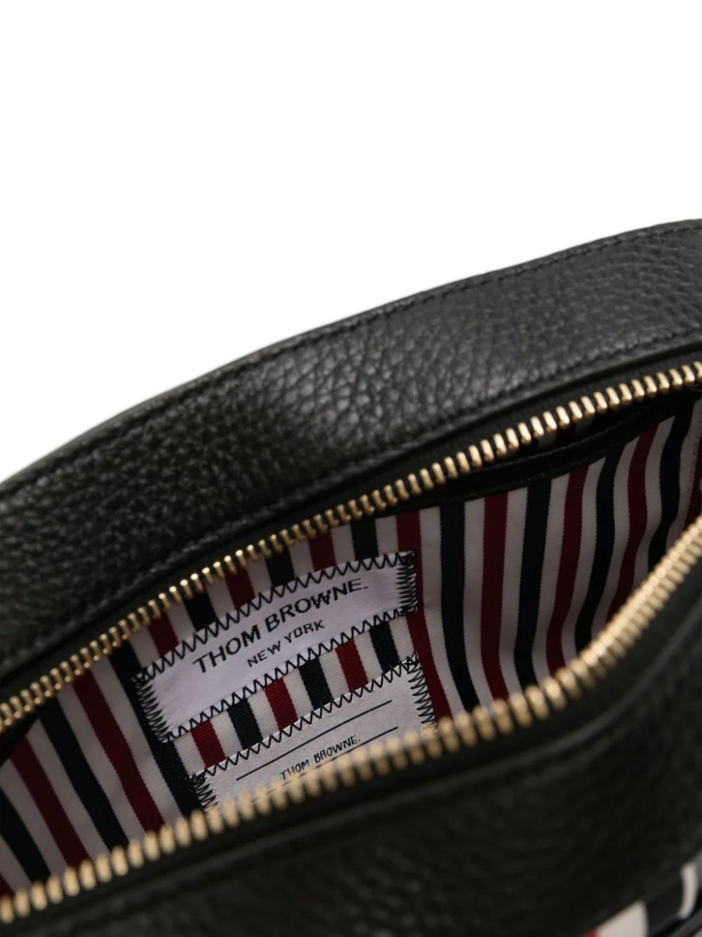 Soft Pebble Grain 4-Bar Small Camera Bag (Black)