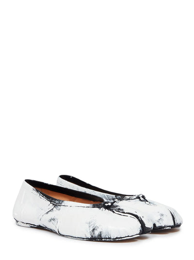 Tabi New Leather Ballerina Shoes (Black/White)