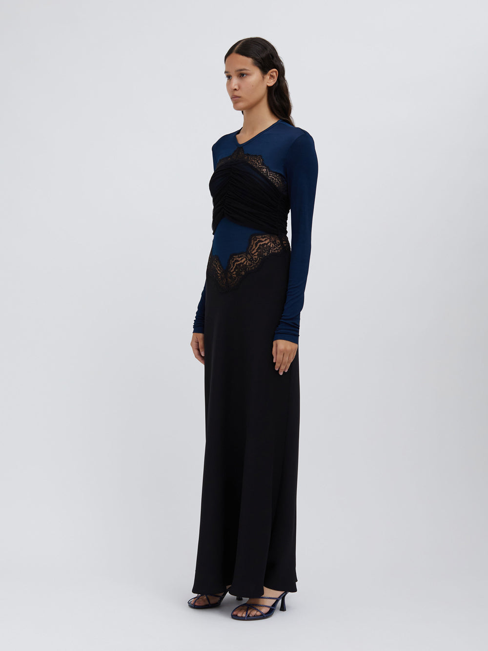 Tulle Overlay Verner Lace Dress (Blue Graphite/Black)