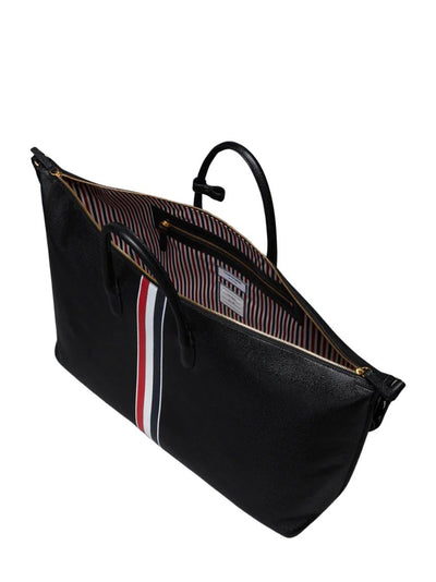 Pebble Grain Duffle Bag Black