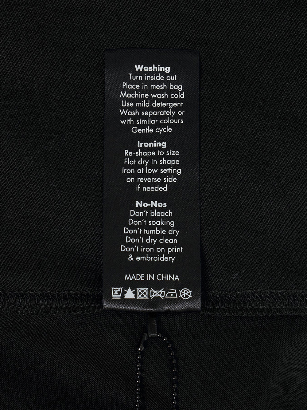Triangle 'V' T-Shirt Black