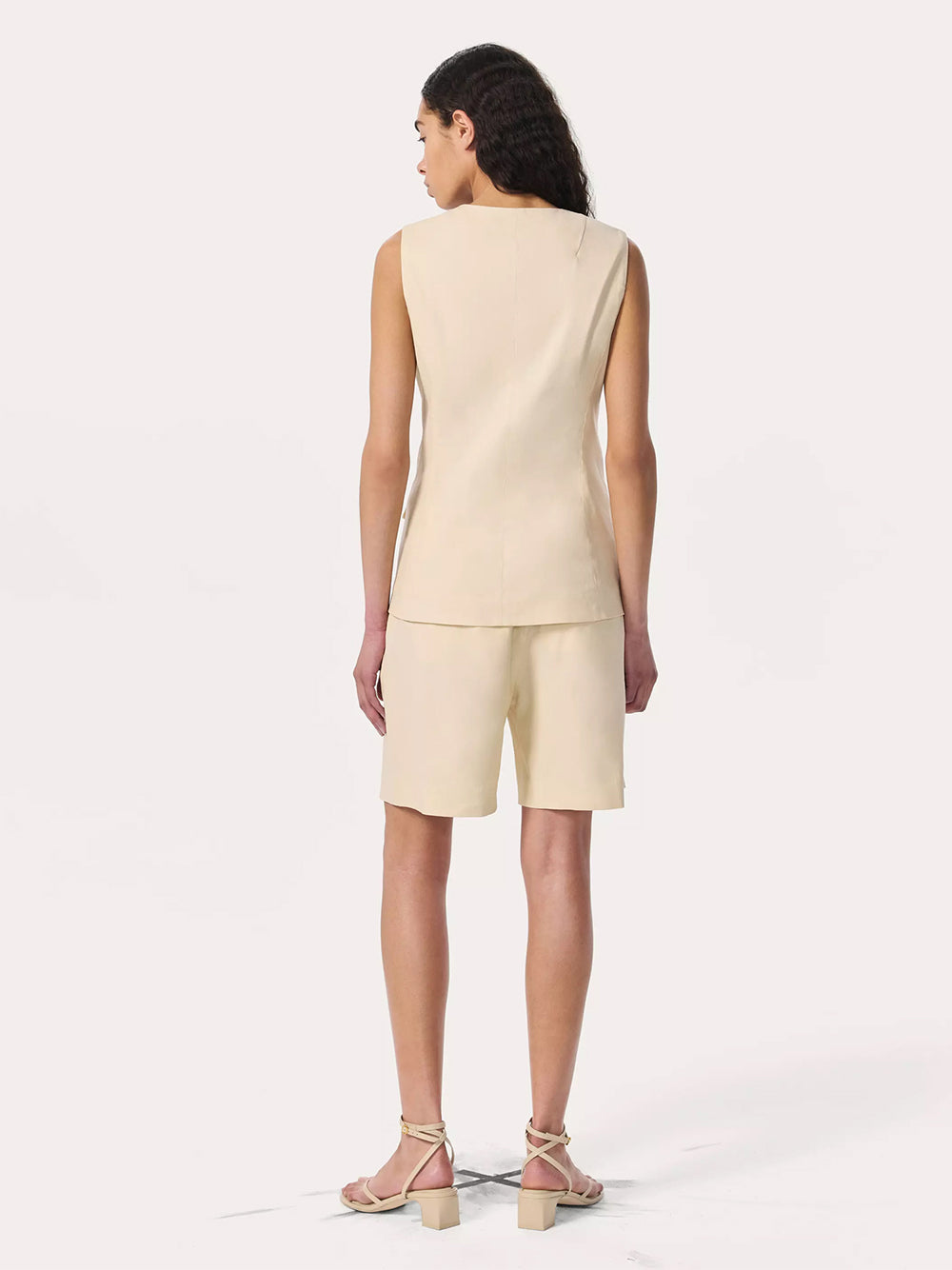 Slade Linen-Blend Vest (Light Tan)
