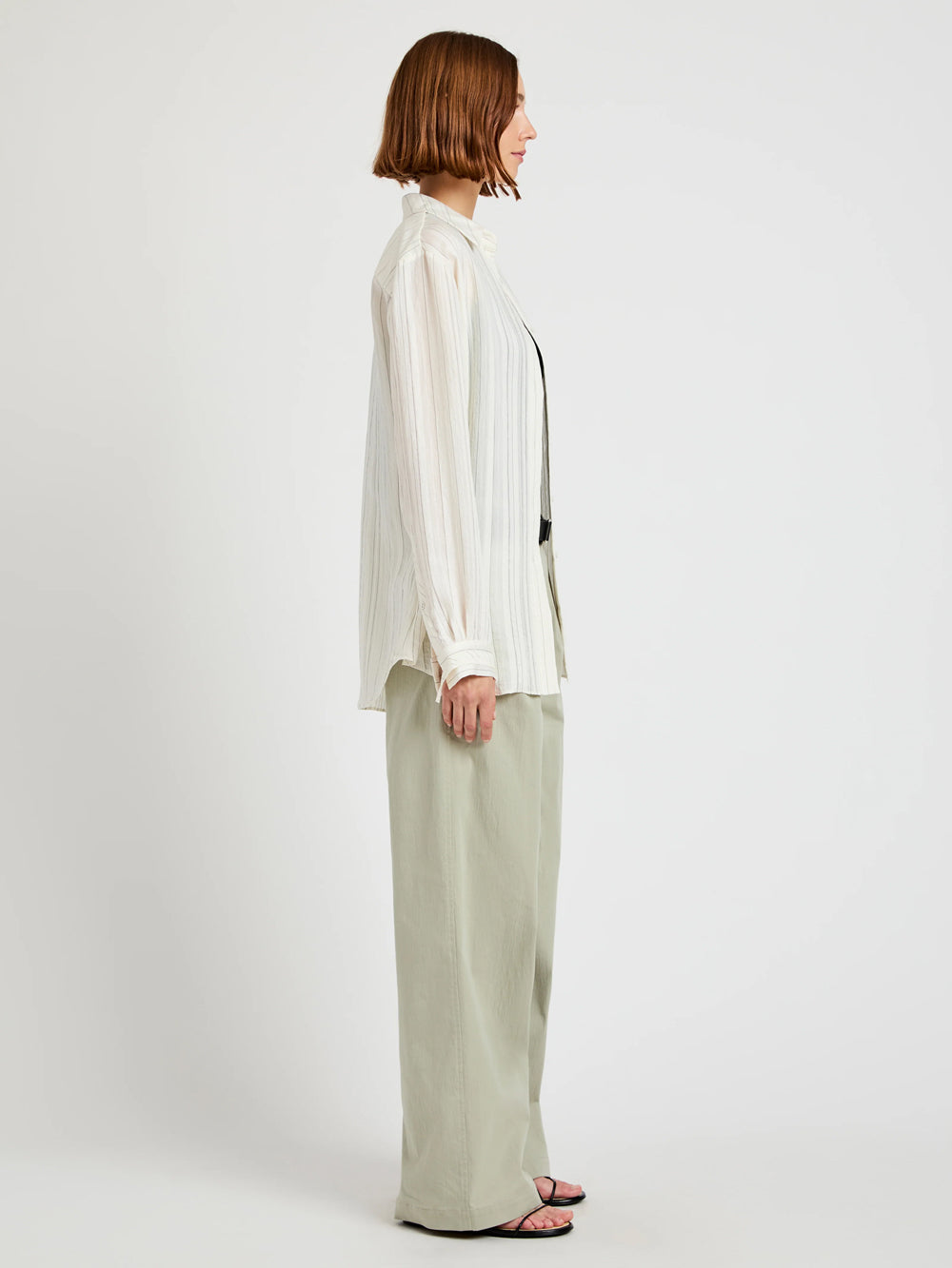 Raven Shirt In Woven Stripe Flou (Chalk/Black)