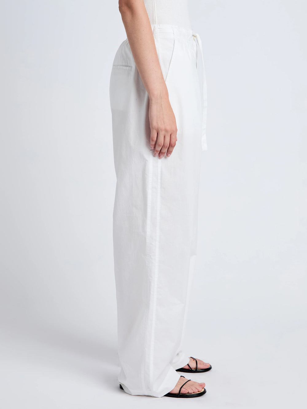 Barrett Pant In Stretch Poplin (White)