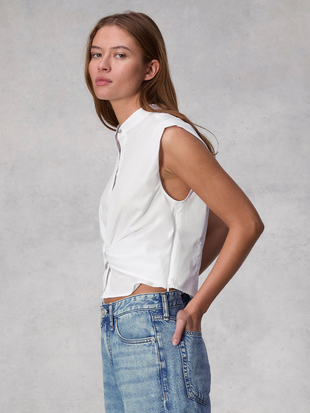 Louisa Sleeveless Poplin Shirt (White)