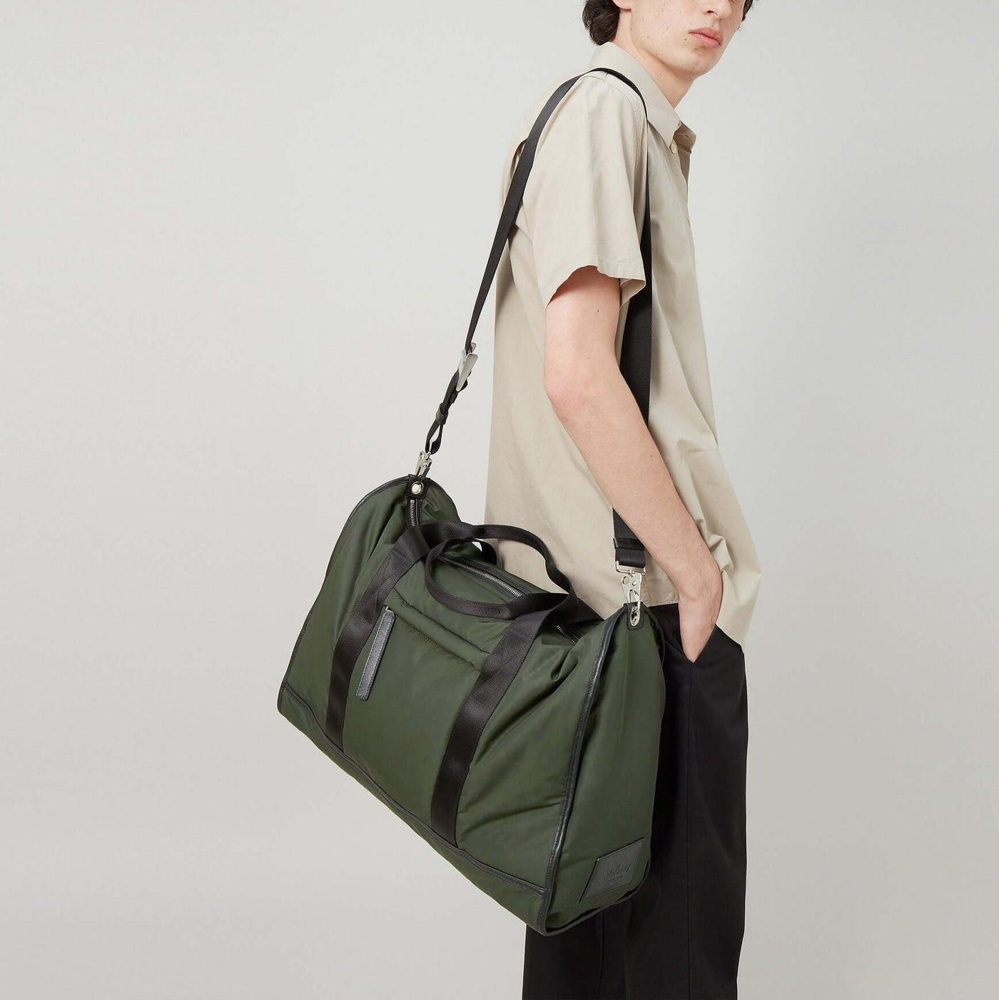New Travel Holdall Padded Nylon (Dark Green)