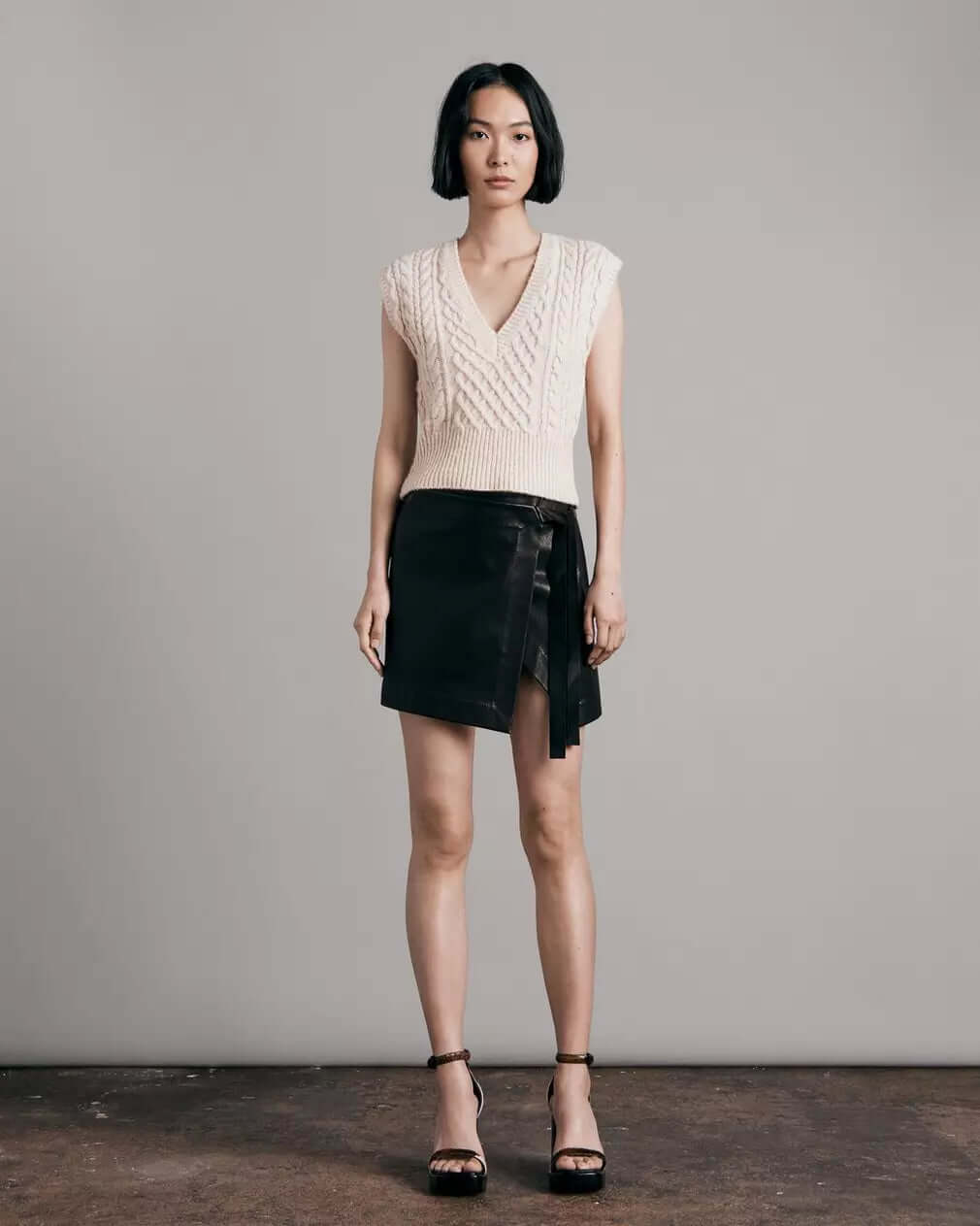 Elizabeth Cable Vest White