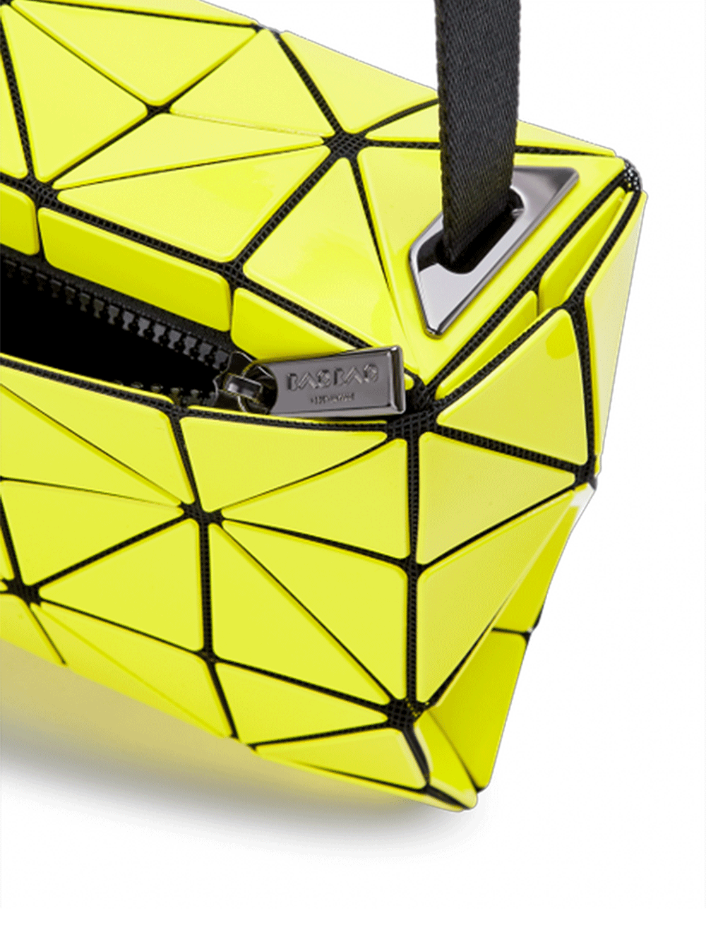 BAO-BAO-ISSEY-MIYAKE-CARTON-GLOSS-SHOULDER-BAG-YELLOW-2