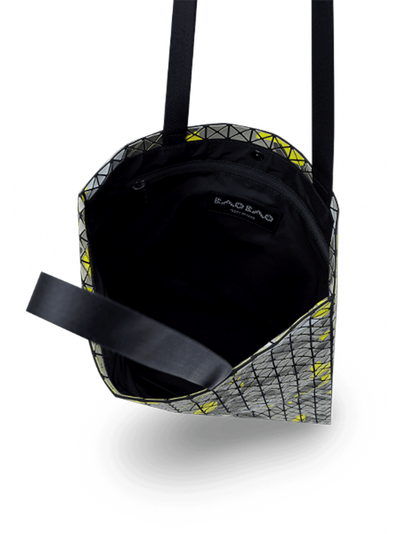 BAO-BAO-ISSEY-MIYAKE-CRISPY-TOTE-BAG-YELLOW-2