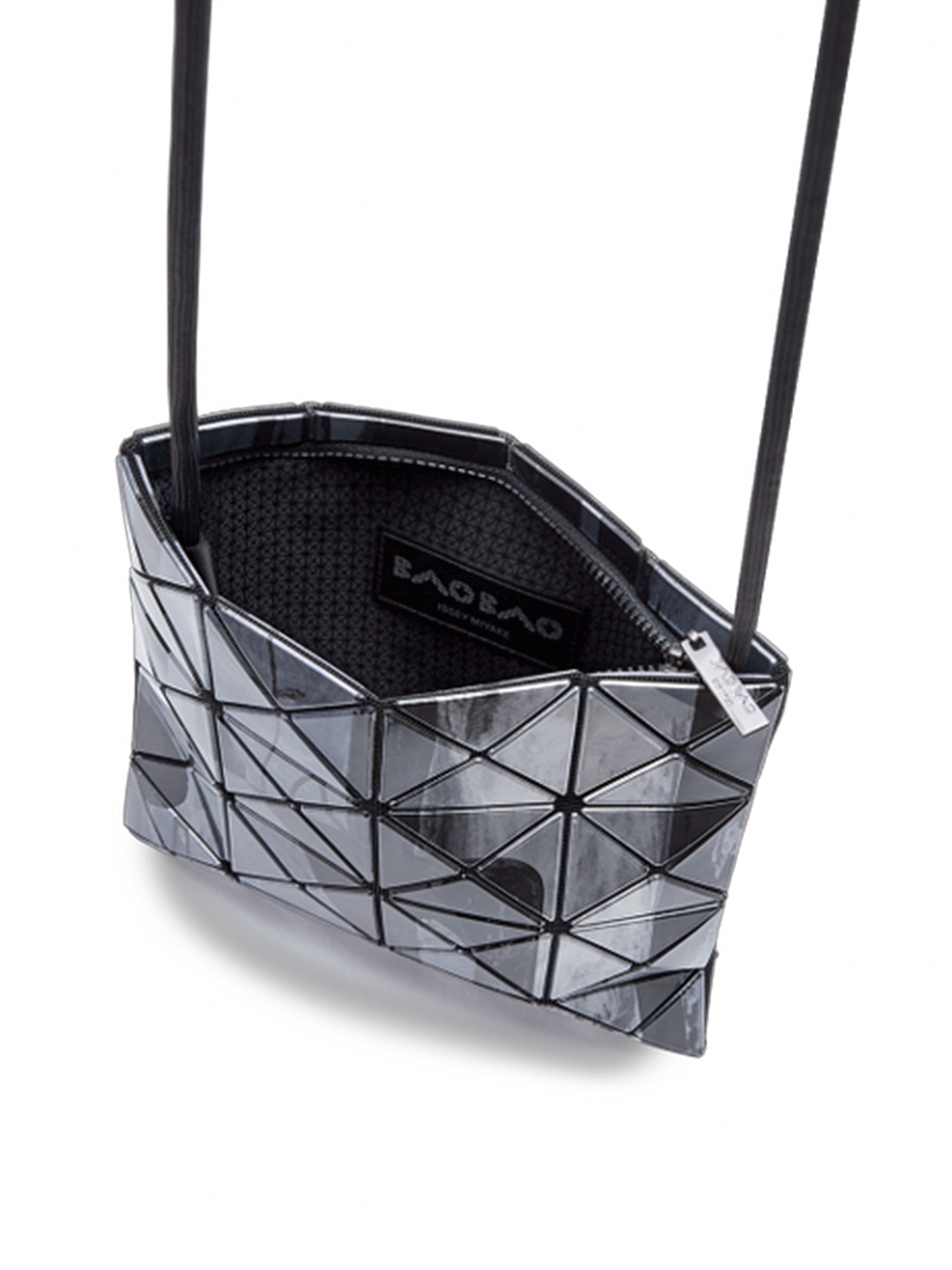 BAO-BAO-ISSEY-MIYAKE-GRAVITY-PAINT-POCHETTE-BLACK-3