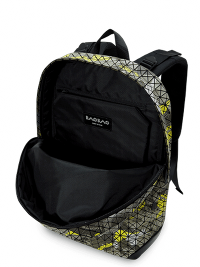 BAO-BAO-ISSEY-MIYAKE-LINER-BACK-PACK-YELLOW-2