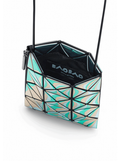 BAO-BAO-ISSEY-MIYAKE-REFLECTION-POCHETTE-4x3-GREEN-2