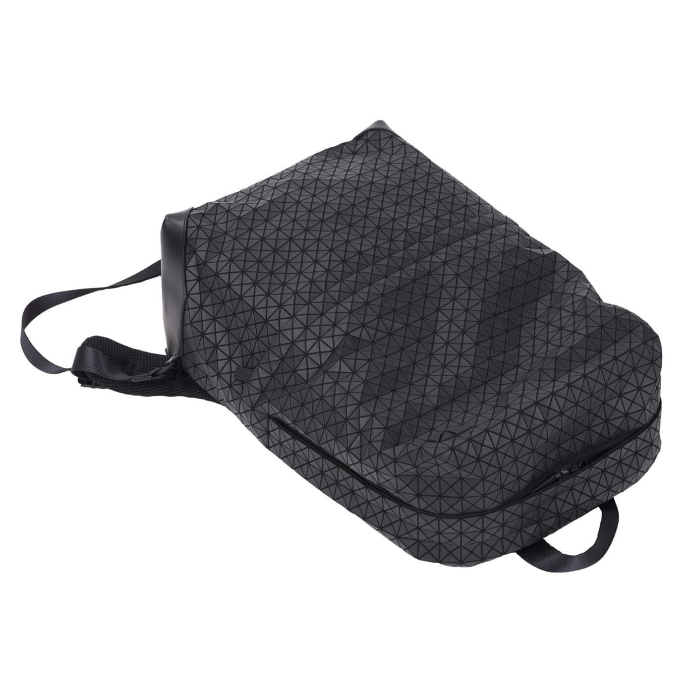 Bao-Bao-Issey-Miyake-Backpack-Matte-Black-3_2