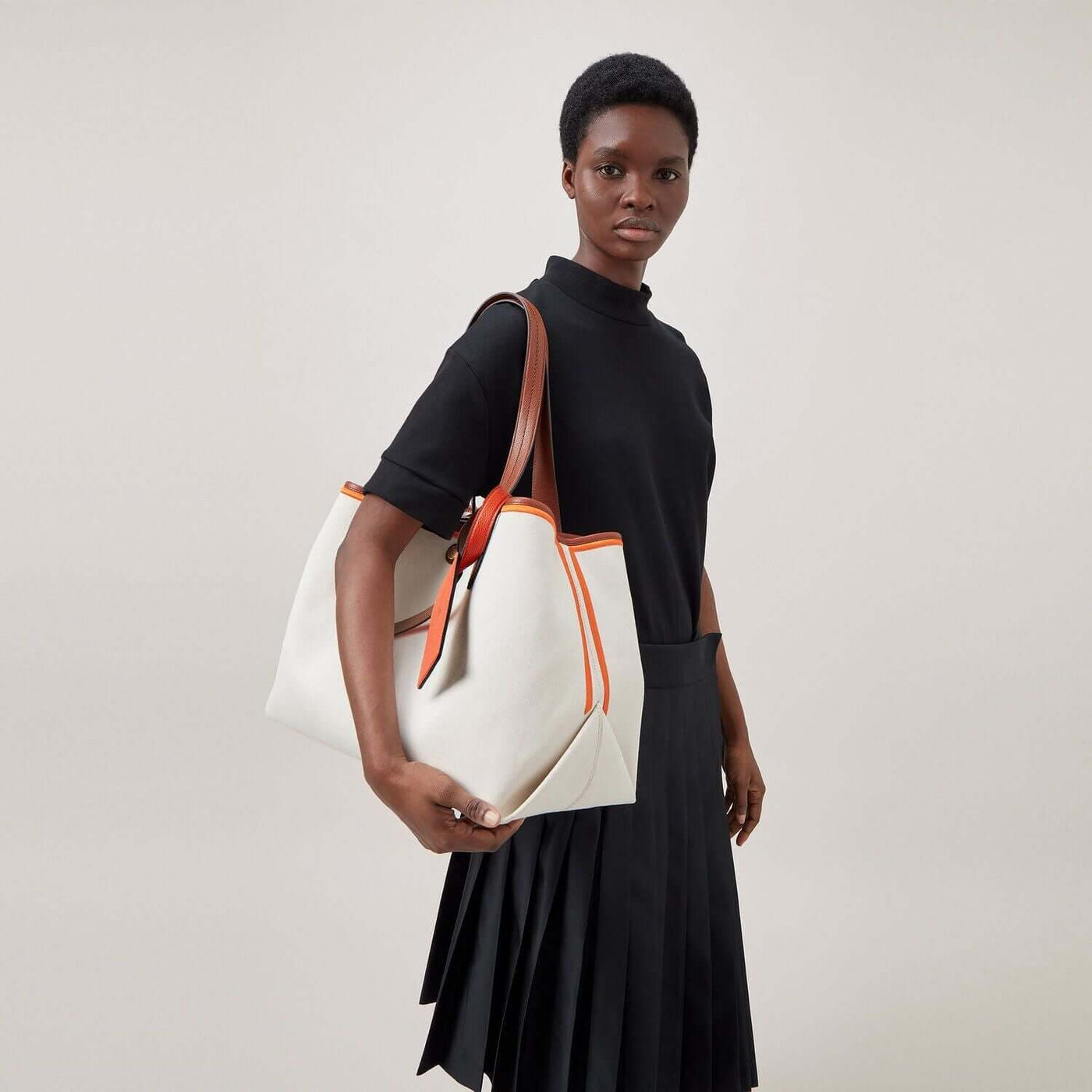 Canvas-And-Leather-Tote-White-4