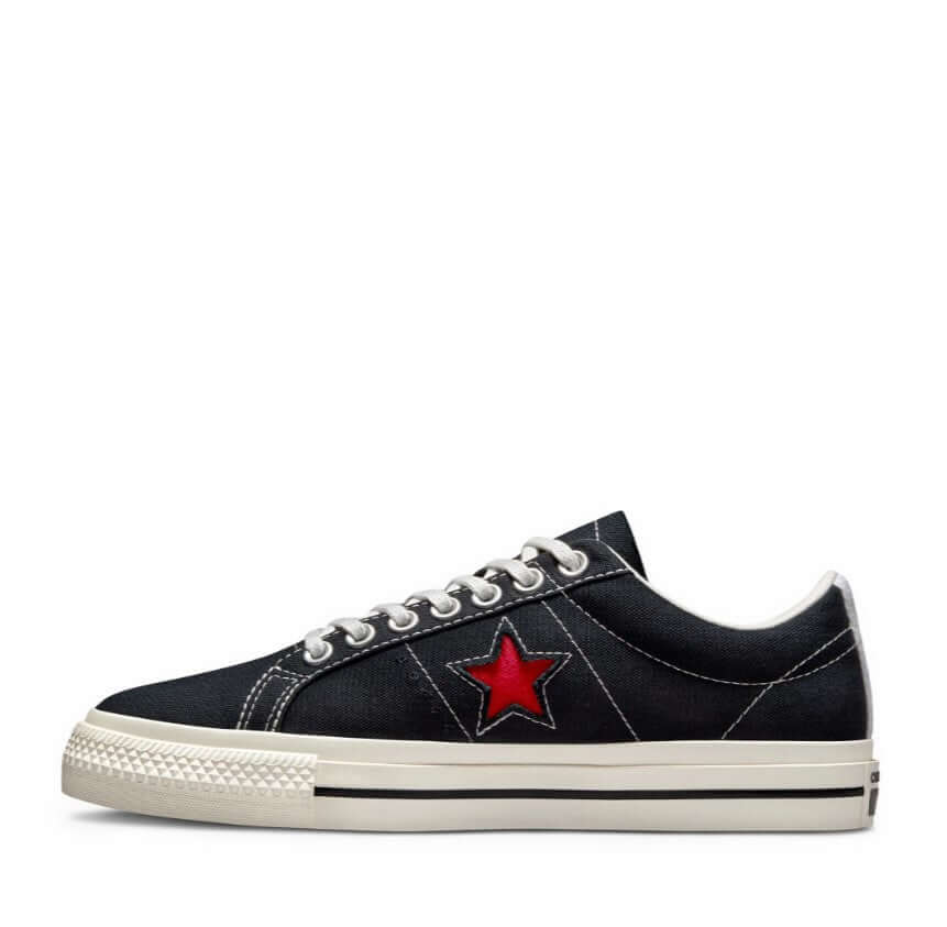 Comme-des-Garcons-Play-Comme-des-Garcons-Play-X-Converse-One-Star-Black-2