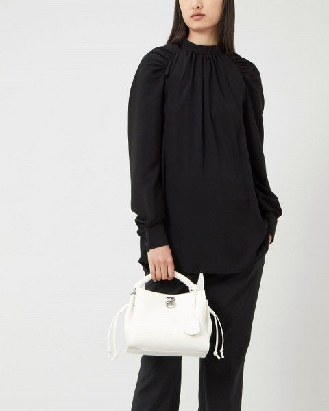    Small-Iris-Small-Classic-Grain-White-4